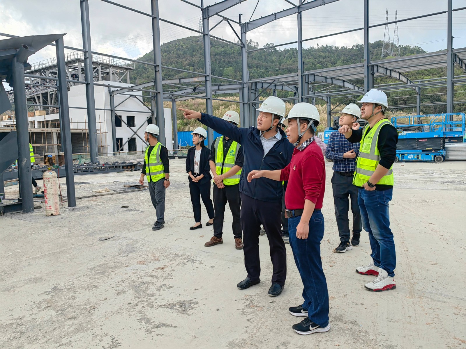 01(1)(1).jpg 01(1)(1).jpg